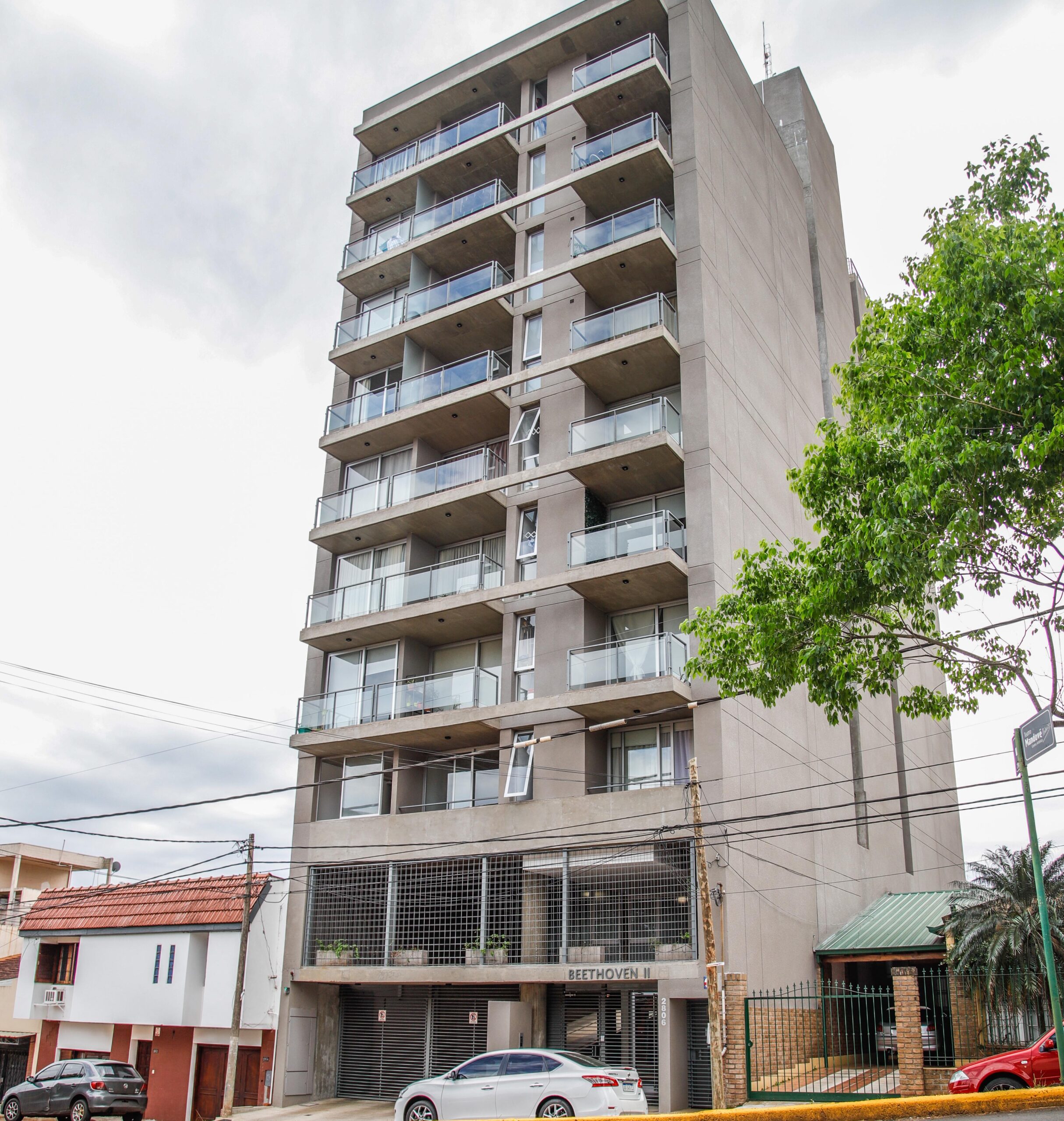 BII-exterior-17-crop